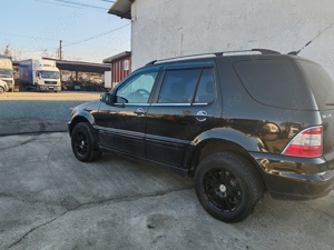 Mercedes ML 2,7 CDI Automat 2005 Autoutilitara - imagine 3