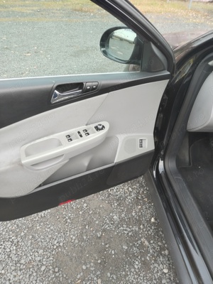 Volkswagen Passat B6 - imagine 3 Volkswagen Passat B6 - imagine 3