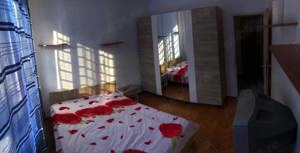 Închiriez apartament 2 camere - imagine 2