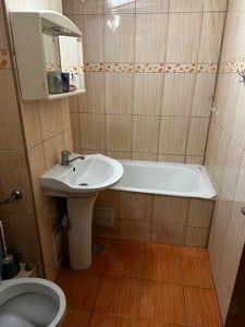 Inchiriez apartament cu o camera la parter ,31.5mp - imagine 8