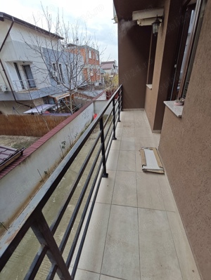 Vand apartament 2 camere, 2 balcoane, mobilat complet, loc de parcare inclus in pret - imagine 5