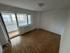 Baba Novac apartament 2 camere cu balcon etajul 1 bucătărie mobilata living dulap +2 comode zugrăvit - imagine 7