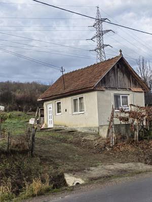 Casă de vânzare în Santioana Judetul Cluj  - imagine 9