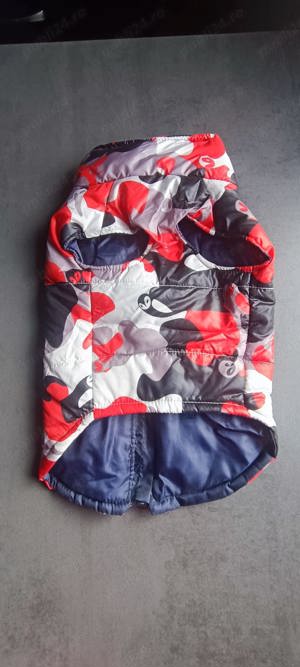 Vesta cu fermoar si bride , impermeabila, culoare rosu,alb,gri,negru camuflaj masura L - imagine 2