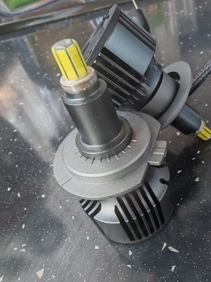 Bec led Philips 360°  - imagine 2