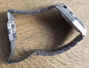 Ceas Citizen din titan, încărcare solară - imagine 4