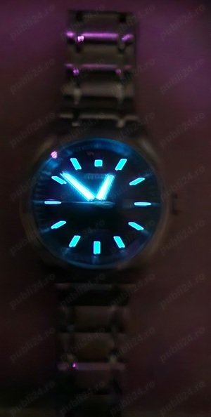 Ceas Citizen din titan, încărcare solară - imagine 2