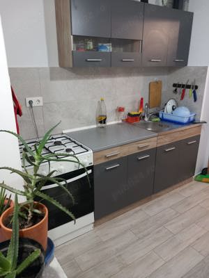 Închiriez apartament 2 camere  - imagine 6