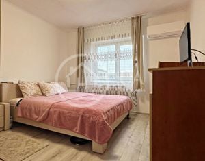 Apartament cu 3 camere de vanzare Str. Banatului Zona  Velenta, Oradea