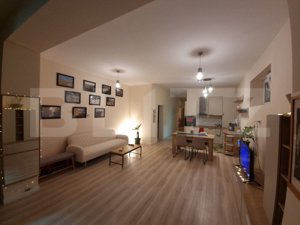 Apartament 3 camere 74 mp - cu 40 mp curte- senzational zona Centru  - imagine 6