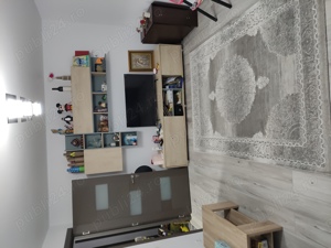 Vând apartament cu 3 camere - imagine 2