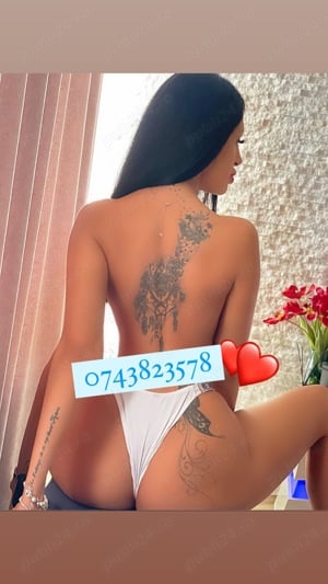 Bruneta sexy în orasul tau..piercing zona intima..xxxPoze 100%reale!