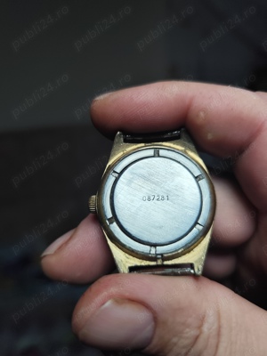 Ceas Raketa mecanic cu dată în stare de funcționare. - imagine 5