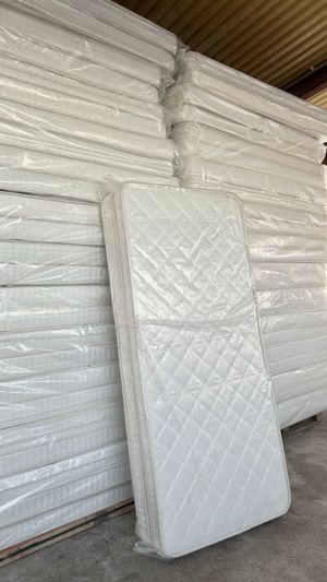 Saltele din spuma poliuretanica ideale pentru dotarea paturilor!