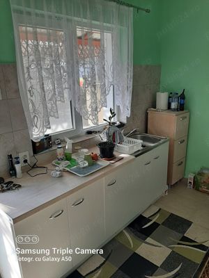 vand casa cu 3 camere , baie , bucatarie , suprafata totala 38 arii , intravilan - imagine 7