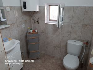 vand casa cu 3 camere , baie , bucatarie , suprafata totala 38 arii , intravilan - imagine 9