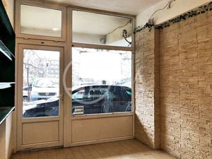 Spatiu comercial de inchiriat cu 3 camere pe Stefan cel Mare, Oradea