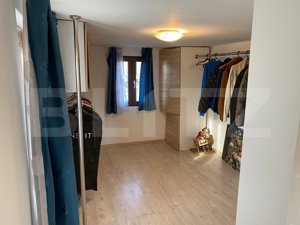 Casa cu 5 camere, 1000 mp teren, locuibila sau pentru investitie - imagine 11