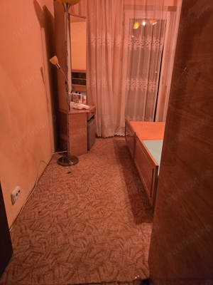 Apartament cu 3 camere Girocului decomandat langa Lidl anvelopat 3 balcoane centrala - imagine 9