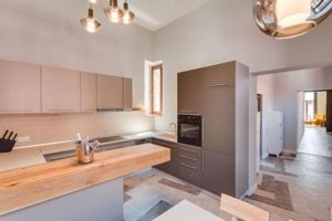 Apartament 100 mp finisaje lux, parcare, cladire deosebita - Centru - imagine 6