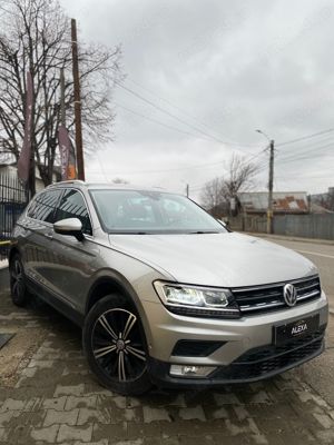 Volkswagen Tiguan VW 1.6 TDI 4x2 115CP   Senzori 360   EURO 6   Park-Assist   2017
