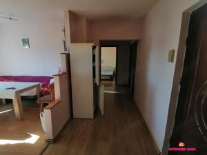  Apartament 3 camere zona Terezian - imagine 2