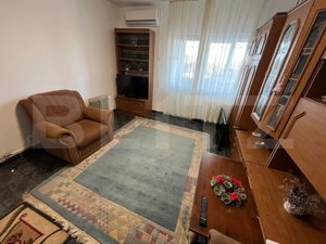 Apartament cu 2 camere, 47 mp, zona Calea București - imagine 2