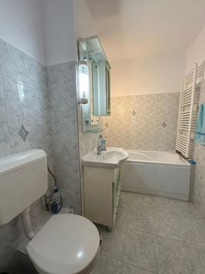 Apartament cu 3 camere, Calea Bogdanestilor, etaj intermediar, centrala proprie, garaj propriu - imagine 9