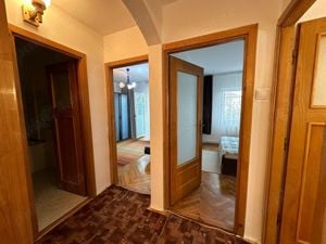 Apartament cu 3 camere, Calea Bogdanestilor, etaj intermediar, centrala proprie, garaj propriu - imagine 6