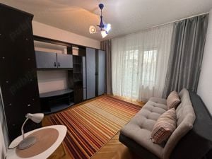 Apartament cu 3 camere, Calea Bogdanestilor, etaj intermediar, centrala proprie, garaj propriu - imagine 7