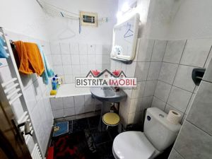 Apartament cu 2 camere, zona centrală, etaj 3, spațios si luminos - imagine 10