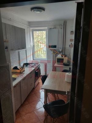 Oferim spre vanzare apartament cu 2 camere in zona Complex Studentesc - imagine 4