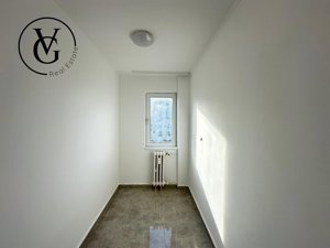 Apartament recent renovat - 2 camere - zona Tomis Nord - imagine 3