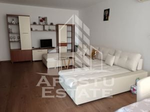 Apartament cu 2 camere, loc de parcare, Spitalul Judetean/Soarelui