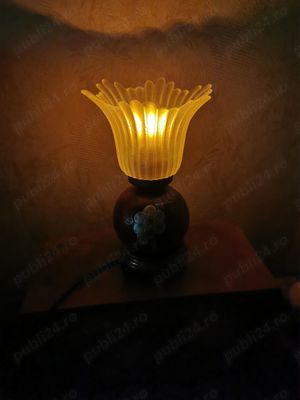 veche lampa din ceramica veioza vintage abajur floare cu lumina variabila
