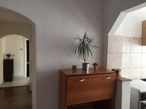 Se da spre inchiriere apartament cu 2 camere, Central - imagine 15