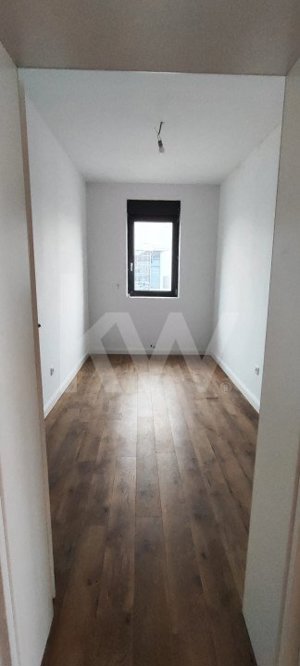 Apartament la casă de vânzare în Parcul Sub Arini - imagine 3