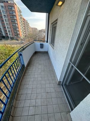 Proprietar vand apartament 3 camere 80 mp utili 13 mp terase,loc de parcare in Complex Europa - imagine 10