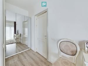 Dimineți Senine pe Malul Mării – Apartament cu Priveliște Superbă - imagine 4