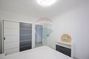 Apartament cu 3 camere de vânzare, zona Ioșia - imagine 4