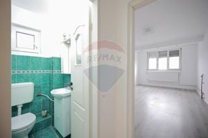 Apartament cu 3 camere de vânzare, zona Ioșia - imagine 14