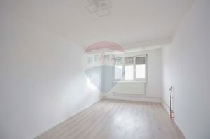 Apartament cu 3 camere de vânzare, zona Ioșia - imagine 7