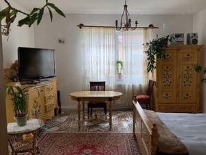 Corp de casa interbelica renovată, cu curte și beci. Brașovul Vechi, Brașov. Direct Proprietar.  - imagine 8