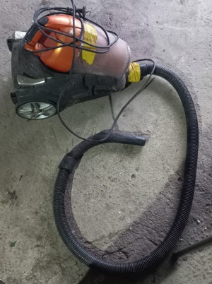 Vand aspirator Daewoo 2000W