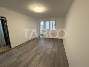 Apartament renovat 2 camere decomandate si balcon zona Rahovei Sibiu - imagine 2