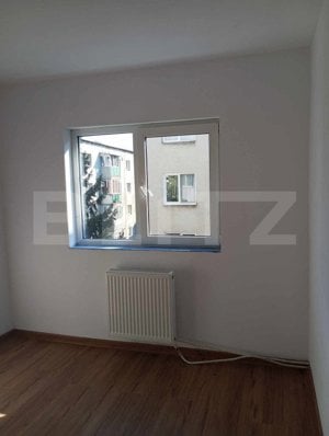 Apartament 3 camere, 70 mp, etaj 3, zona centrala - imagine 9