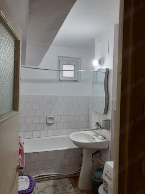 Apartament 3 camere dec,zona 22 Decembrie - imagine 7