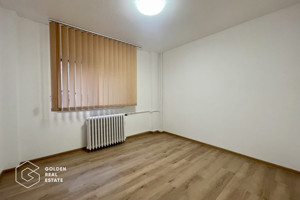 Apartament 3 camere și 2 bai, decomandat - ideal pentru birour sau locuit - imagine 3