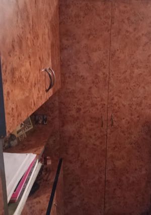 Vând dulap haine  - imagine 1