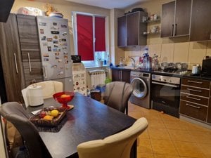  Apartament 2 camere, 50 mp, etaj 1, balcon închis, zona Rogerius - imagine 5